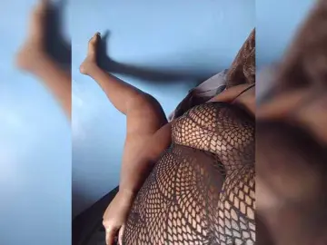 Bongacams Free Porn Cam of CeeXTimp001