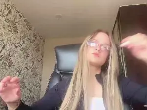 Cam4 Private Sex Chat of HoaGrosjean