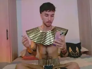 Cam4 Sex Cam of Adrien_Twink