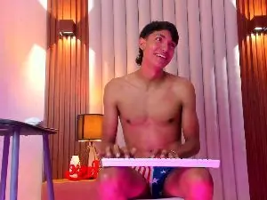 Cam4 Adult Video Chat of MYKE_TUCKER