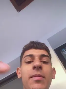 Cam4 Sex Cam of bombondechocol1