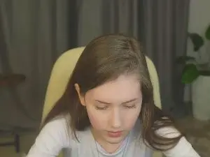 Cam4 Watch Live Sex Cams of IlonaEllegood