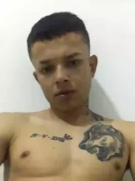 Cam4 Live Porn of kevin3770