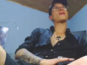 Cam4 Live Sex of Theanfitrion69