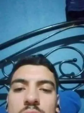 Cam4 Live Porn of Diablovicho20