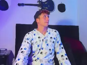 Cam4 Live Sex Cam of mhatias_