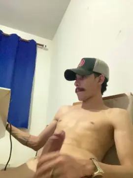 Cam4 Nude Webcam of branquinho62go