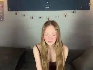 Cam4 Free Live Porn of ClaudetteUsrey