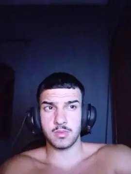 Cam4 Free Live Porn of robsonhaha