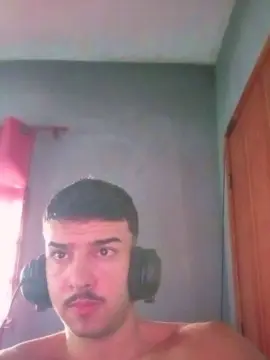 Cam4 Free Live Porn of robsonhaha