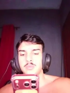 Cam4 Live Sex Cam of robsonhaha