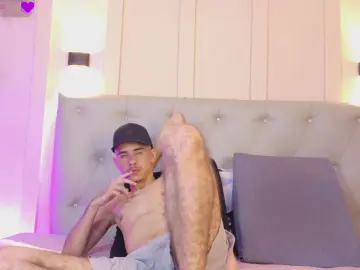 Cam4 Live Sex of cristal_antoni