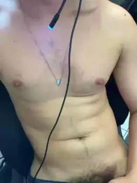 Cam4 Free Live Porn of Antonieeez