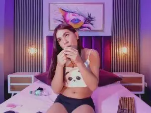 Cam4 Nude Webcam of Lyaa_sweet