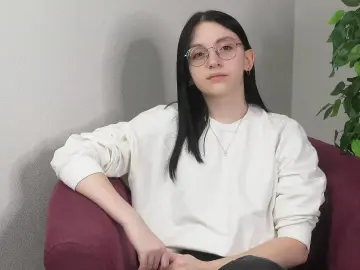 Cam4 Live Sex Cam of YoshieCiers