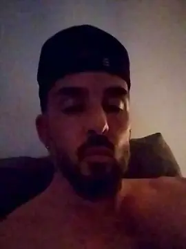 Cam4 Free Live Porn of Arturo666666