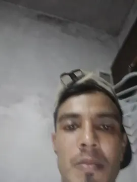 Cam4 Private Sex Chat of bastantefach1