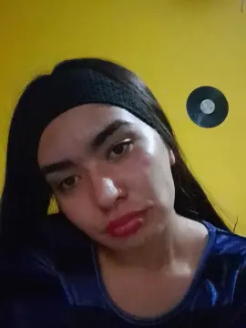 Cam4 Live Sex of laturca3