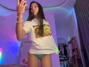 Cam4 Free Porn Cam of keirasworldd