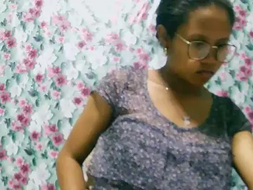 Cam4 Free Live Porn of Juliesweety