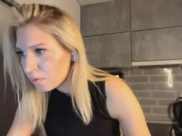 Cam4 Free Live Porn of RegeniaSaeturn