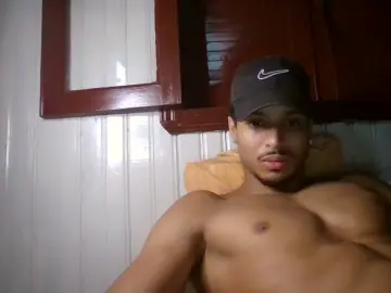 Cam4 Sex Chat of Tomtresor