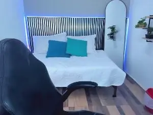 Cam4 Sex Cam of Little_Alii