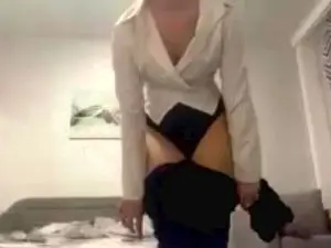 Cam4 Free Live Porn of BobbyeGombert