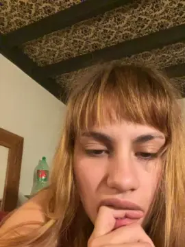 Cam4 Live Sex Cam of saraangelafern1