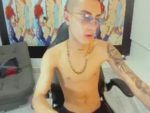 Cam4 Best Webcam of Dereckk_Boy