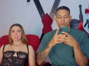 Cam4 Watch Live Sex Cams of Hana_and_Zeta