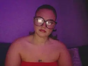 Cam4 Live Sex of Izzxox