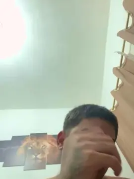 Cam4 Live Porn of hugo7084