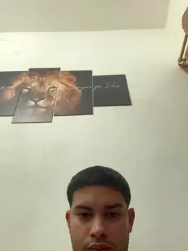 Cam4 Free Porn Cam of hugo7084