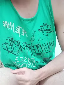 Cam4 Free Live Porn of giovanni_hot3