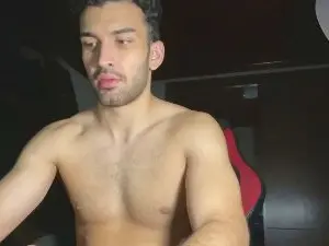 Cam4 Live Porn of Drgym18