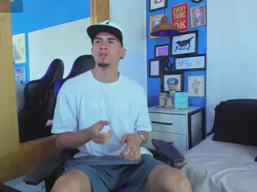 Cam4 Adult Video Chat of Sharon_Tyga20