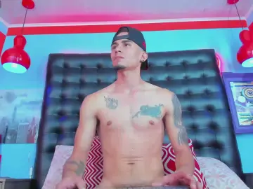 Cam4 Live Sex of Sharon_Tyga20