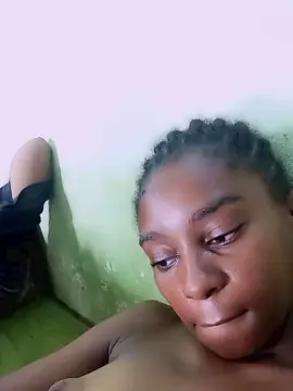 Cam4 Live Porn of Sylvanna974