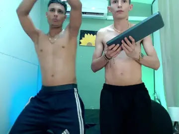 Cam4 Best Webcam of The_BDSM_boys