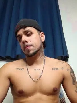 Cam4 Live Sex Cam of cicerosasilva