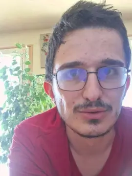Cam4 Live Porn of toutouexposed