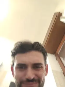 Cam4 Watch Live Sex Cams of Ervin2900