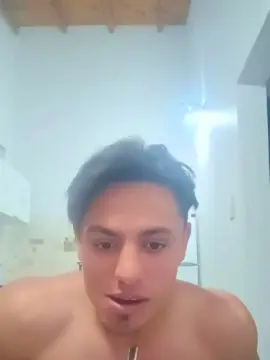 Cam4 Live Sex of 4gus24
