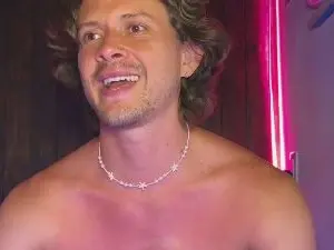 Cam4 Free Porn Cam of MCKLISTER69