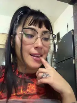 Cam4 Adult Video Chat of Lareyni26