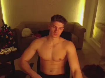 Cam4 Nude Webcam of MaxKaidenn