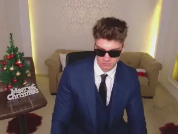 Cam4 Live Porn of MaxKaidenn