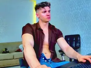 Cam4 Private Sex Chat of MaxKaidenn