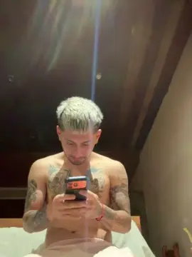 Cam4 Watch Live Sex Cams of Demoniijoaquin4